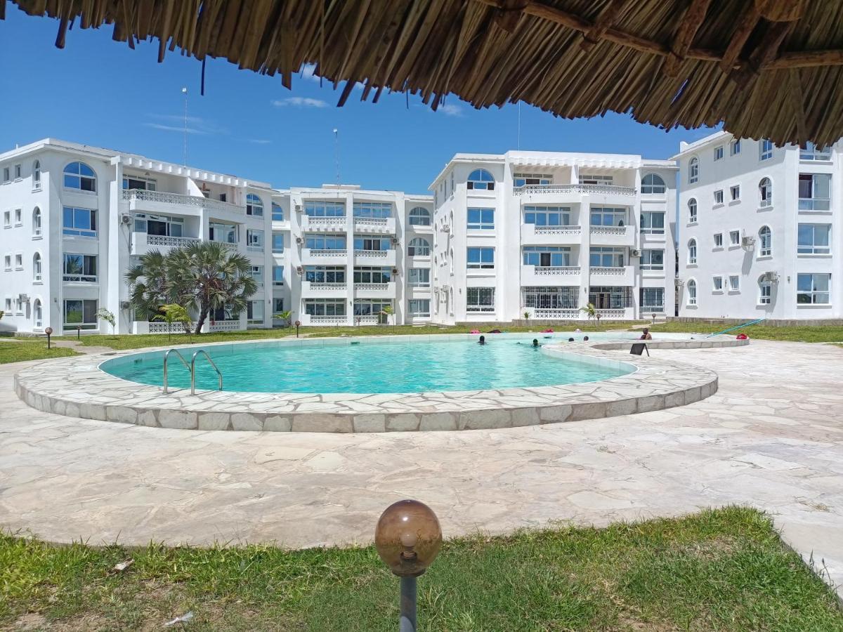 Havenhouse Kijani - 1 Bedroom Beach Apartment With Swimming Pool Malindi Kültér fotó