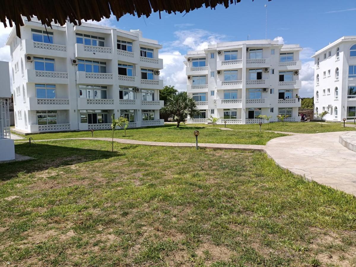 Havenhouse Kijani - 1 Bedroom Beach Apartment With Swimming Pool Malindi Kültér fotó