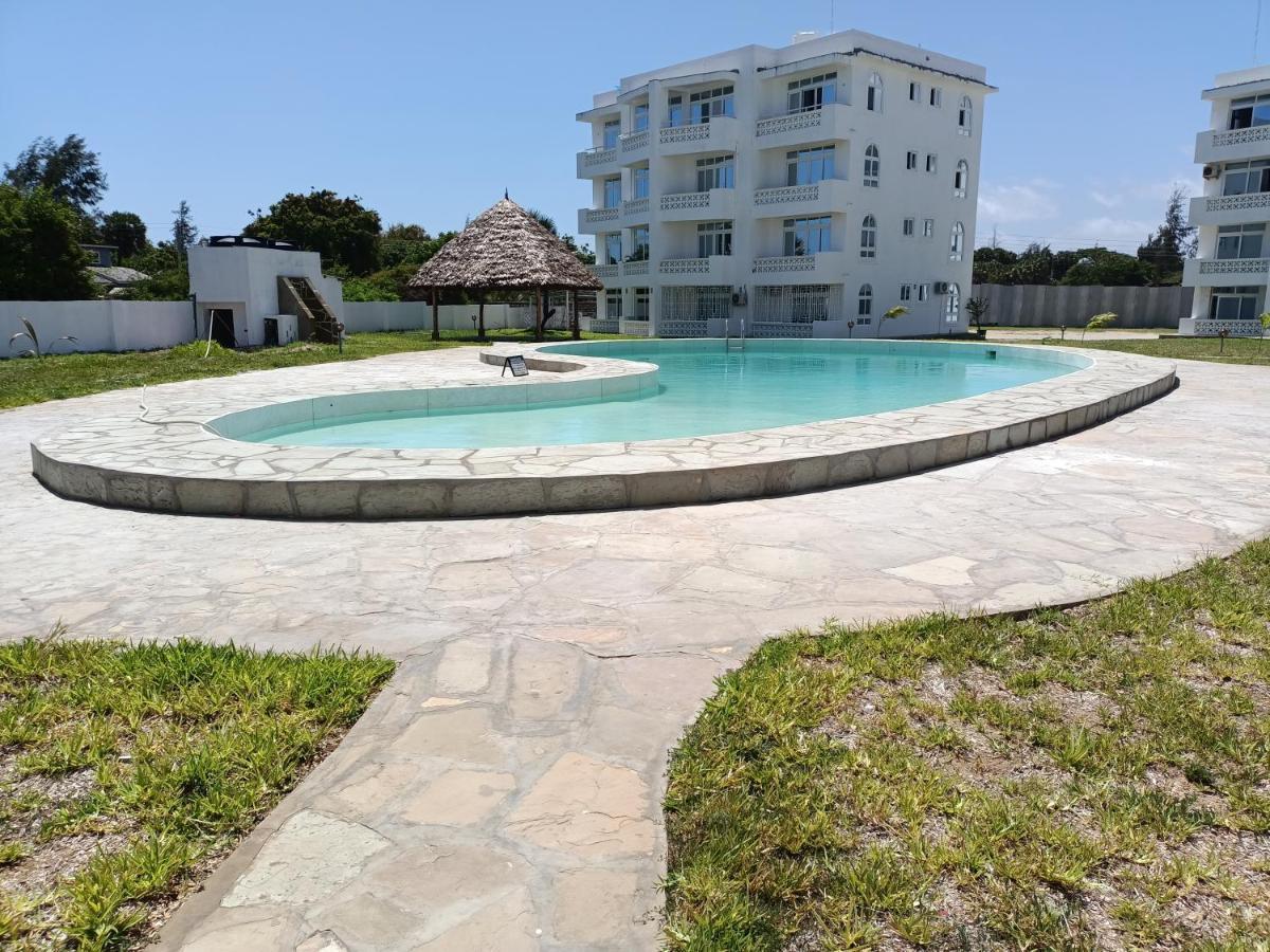 Havenhouse Kijani - 1 Bedroom Beach Apartment With Swimming Pool Malindi Kültér fotó