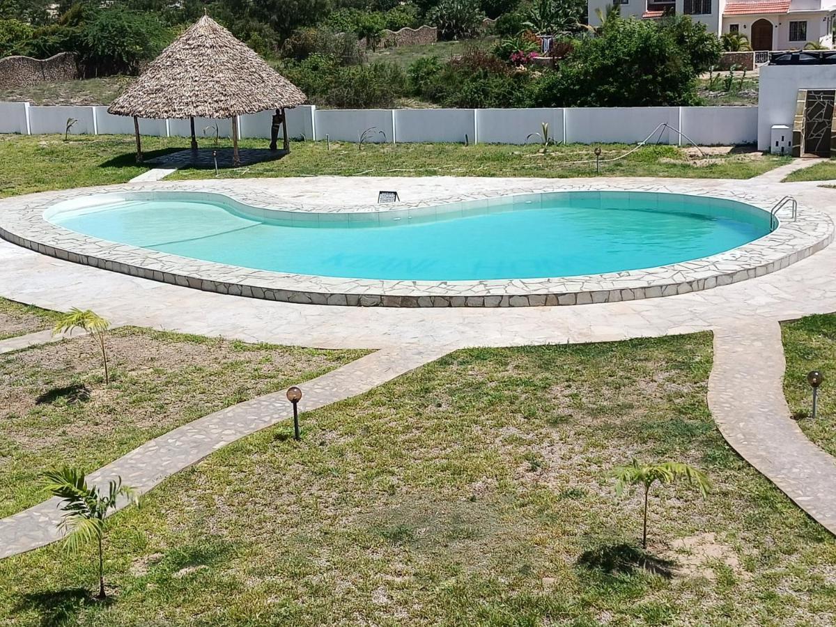Havenhouse Kijani - 1 Bedroom Beach Apartment With Swimming Pool Malindi Kültér fotó
