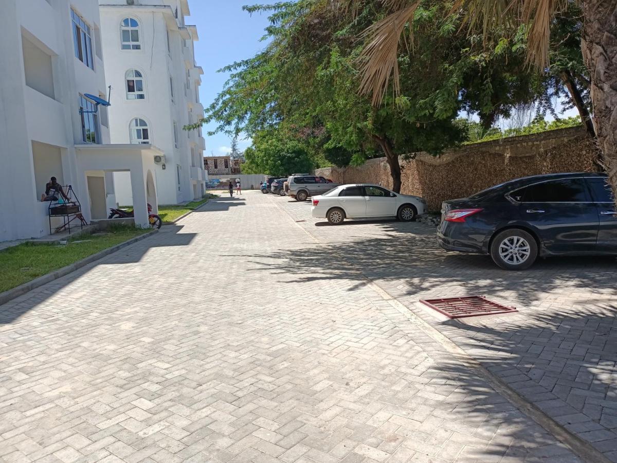 Havenhouse Kijani - 1 Bedroom Beach Apartment With Swimming Pool Malindi Kültér fotó