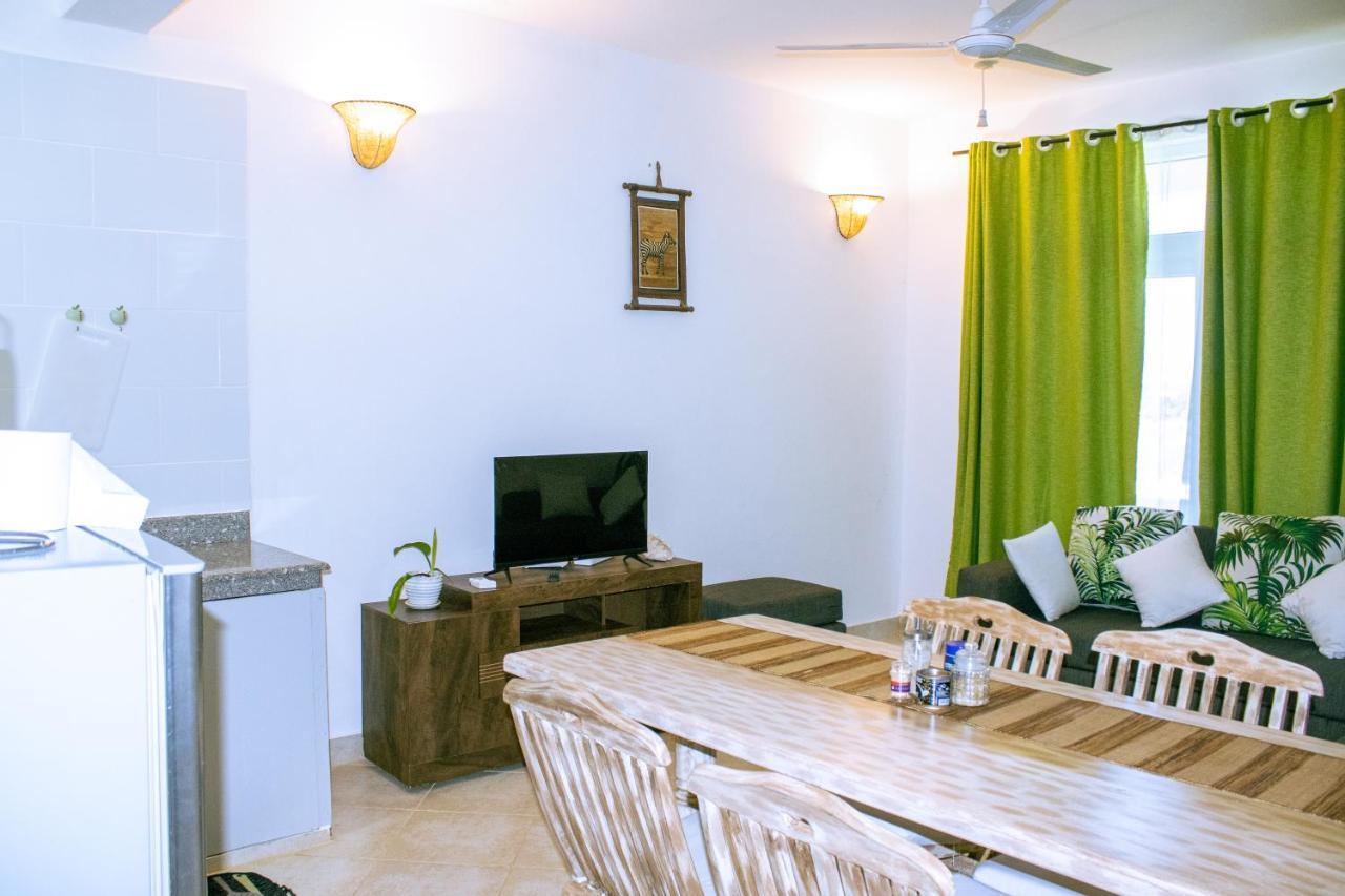 Havenhouse Kijani - 1 Bedroom Beach Apartment With Swimming Pool Malindi Kültér fotó